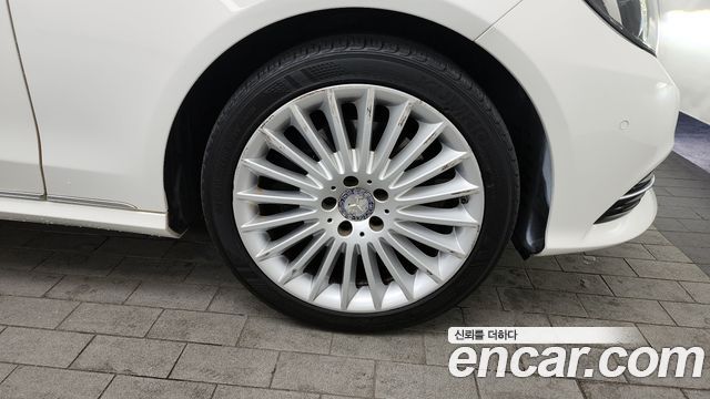 Mercedes-Benz E-Class 2016 — photo 5