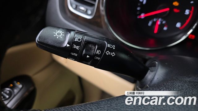 Kia Canival 2019 — photo 12