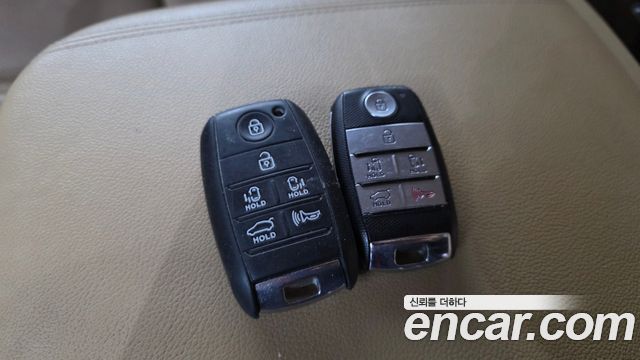 Kia Canival 2019 — photo 17