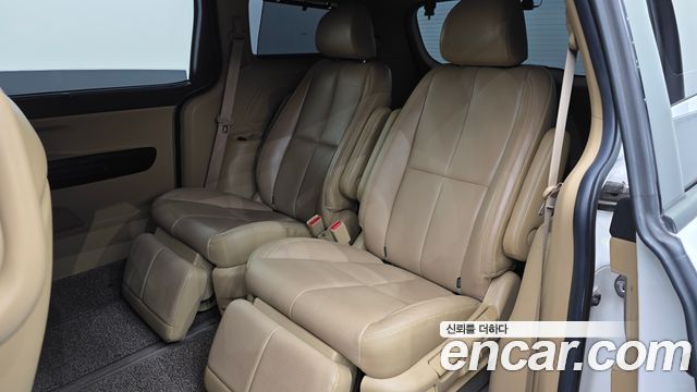 Kia Canival 2019 — photo 19