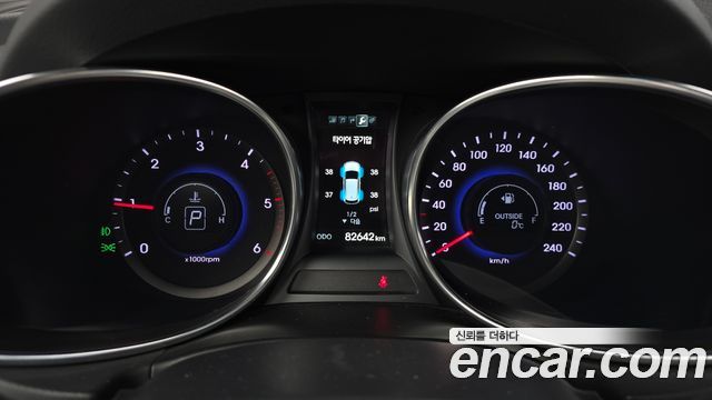Hyundai Santafe 2015 — photo 8