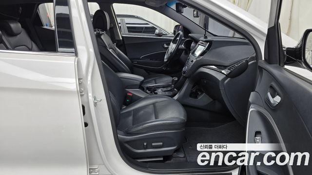 Hyundai Santafe 2015 — photo 11