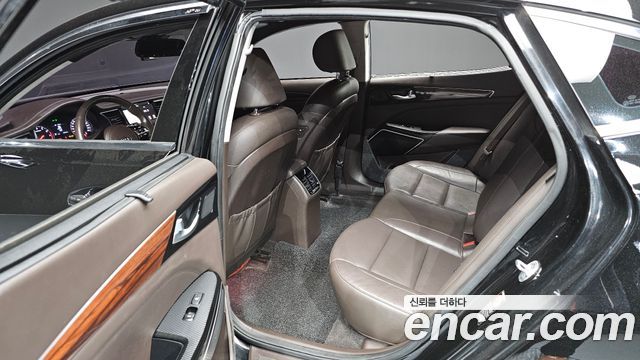Kia K7 2016 — photo 11