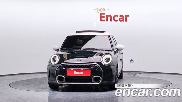 Mini Cooper 2023 — photo 3