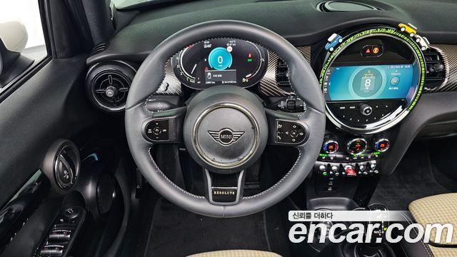 Mini Cooper 2023 — photo 13