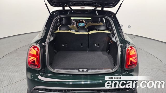 Mini Cooper 2023 — photo 20