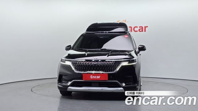Kia Canival 2021 — photo 3