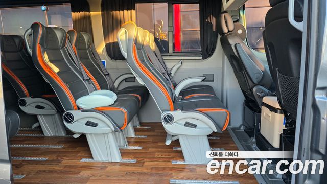 Mercedes-Benz Sprinter 2017 — photo 18
