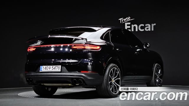 Porsche Cayenne 2020 — photo 2