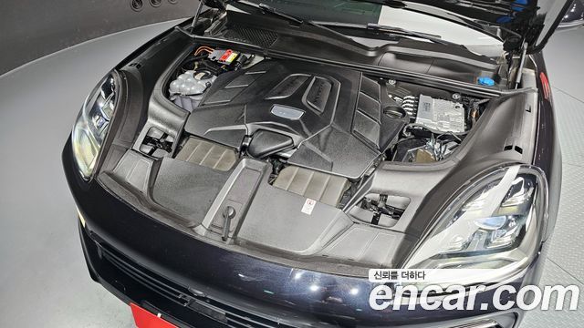 Porsche Cayenne 2020 — photo 6