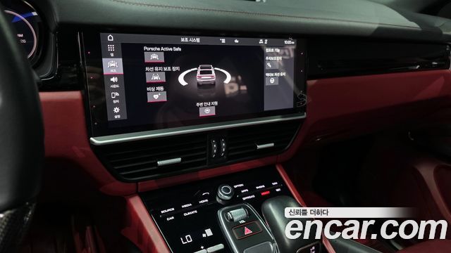 Porsche Cayenne 2020 — photo 14