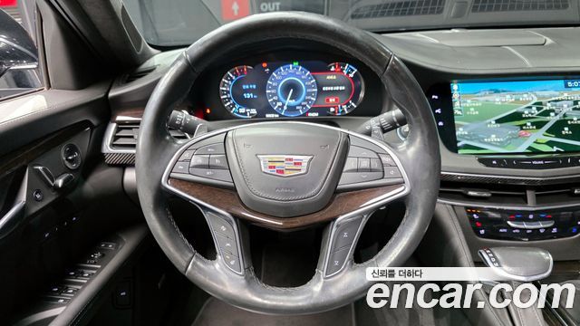 Cadillac CT6 2018 — photo 13