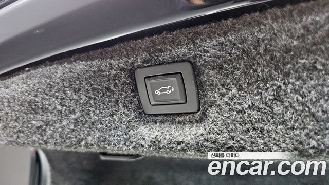 Cadillac CT6 2018 — photo 20