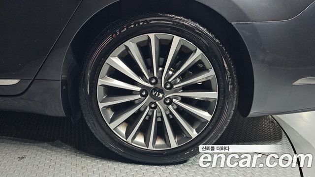 Kia K7 2017 — photo 5