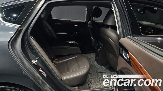 Kia K7 2017 — photo 12