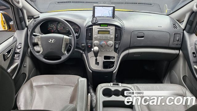 Hyundai Starex 2016 — photo 7