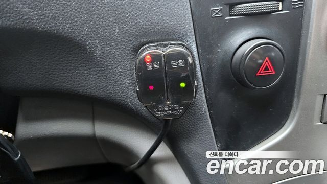 Hyundai Starex 2016 — photo 17