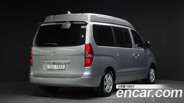 Hyundai Starex 2019 — photo 2