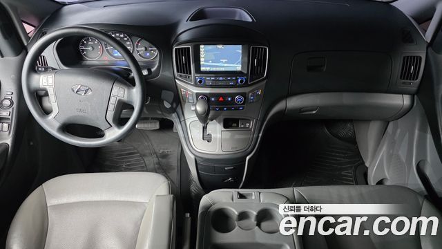 Hyundai Starex 2019 — photo 7