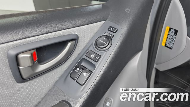 Hyundai Starex 2019 — photo 12