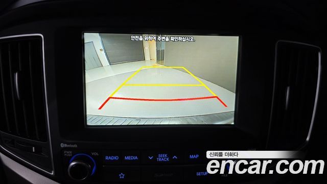 Hyundai Starex 2019 — photo 15