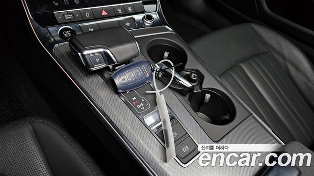 Audi A6 2021 — photo 9