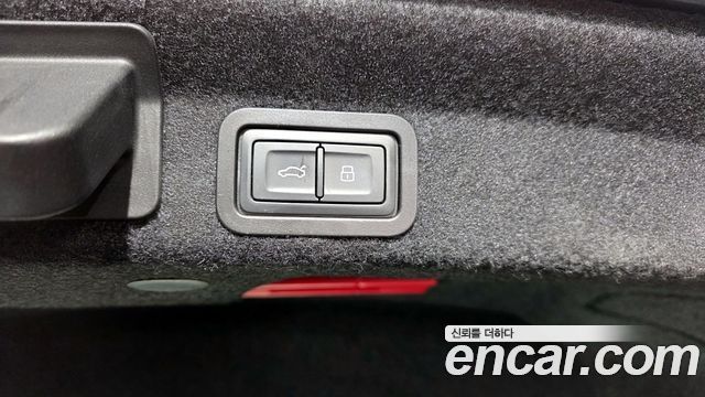 Audi A6 2021 — photo 20