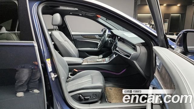 Audi A6 2021 — photo 10