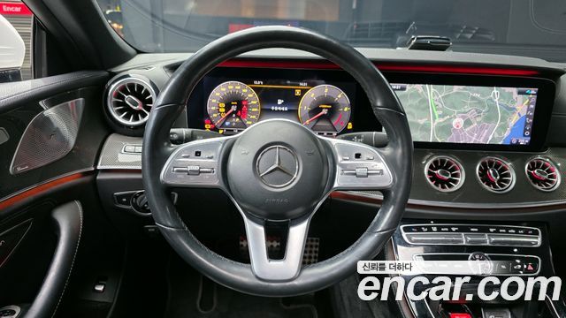 Mercedes-Benz CLS-Class 2020 — photo 13