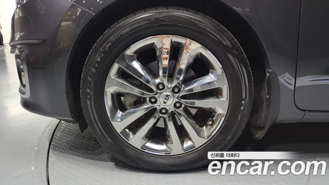 Kia Canival 2016 — photo 5