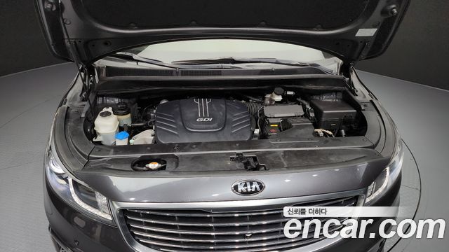 Kia Canival 2016 — photo 6