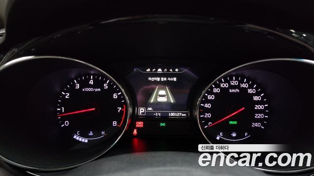 Kia Canival 2016 — photo 8