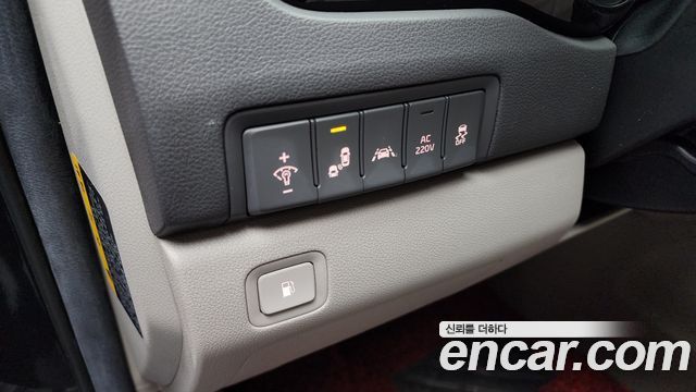 Kia Canival 2016 — photo 18