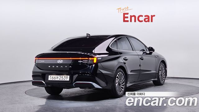 Hyundai Sonata 2024 — photo 2