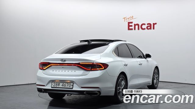Hyundai Grandeur 2018 — photo 2