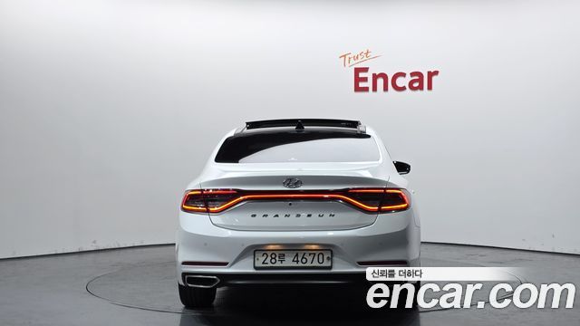 Hyundai Grandeur 2018 — photo 4