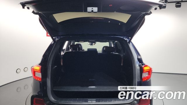 KG Mobility Rexton 2018 — photo 20