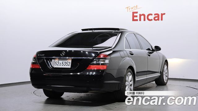Mercedes-Benz S-Class 2007 — photo 2