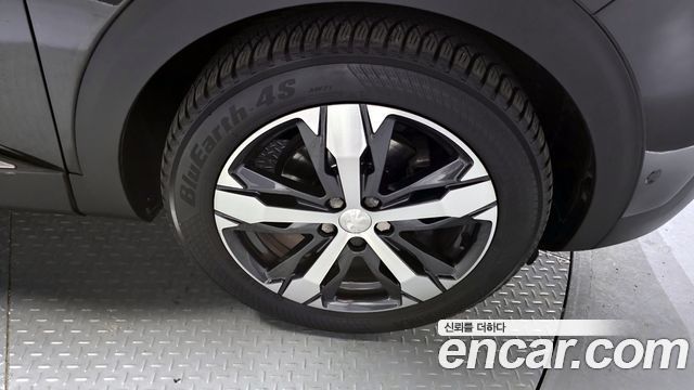 Peugeot 3008 2018 — photo 5