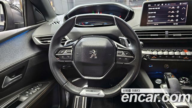 Peugeot 3008 2018 — photo 13