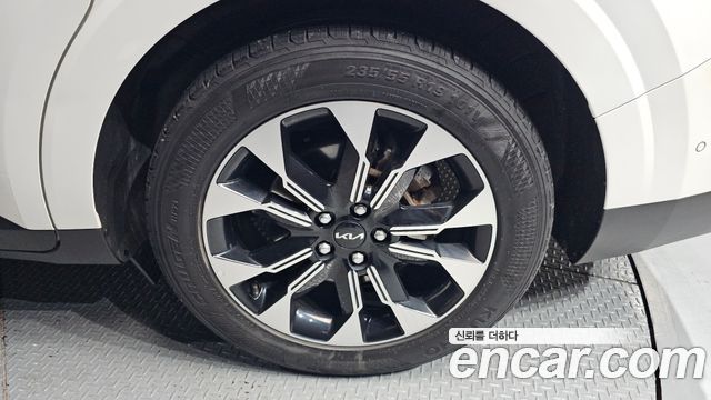 Kia Canival 2023 — photo 5