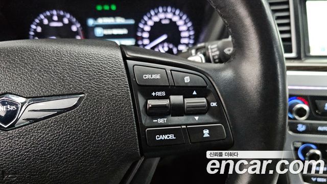 Genesis G80 2018 — photo 20
