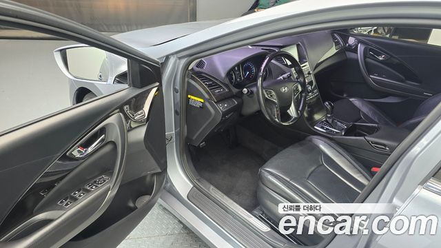 Hyundai Grandeur 2016 — photo 10