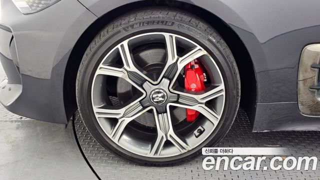Kia Stinger 2018 — photo 5