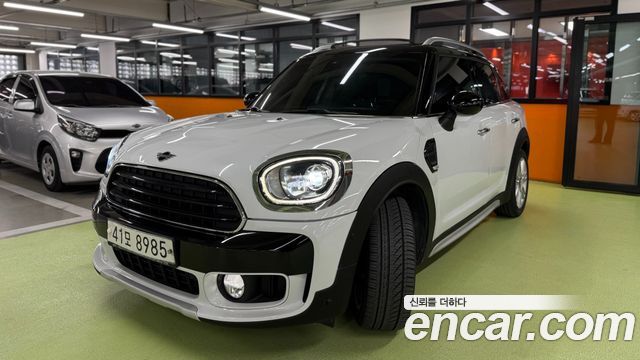 Mini Countryman 2018 — photo 1