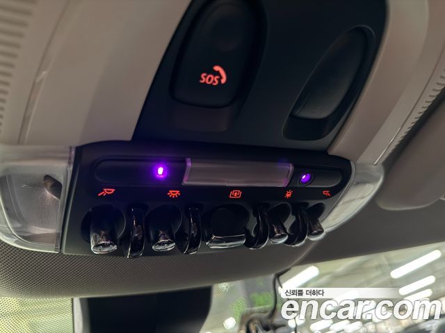 Mini Countryman 2018 — photo 15