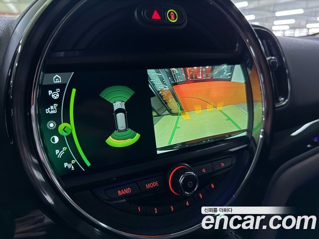 Mini Countryman 2018 — photo 18