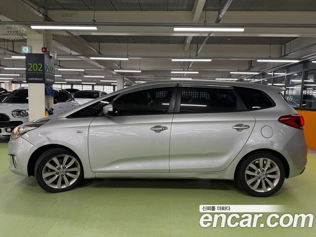 Kia Carens 2014 — photo 8