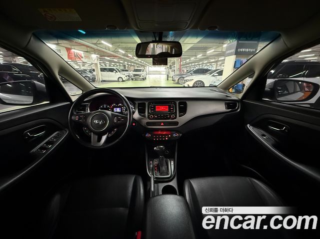 Kia Carens 2014 — photo 9