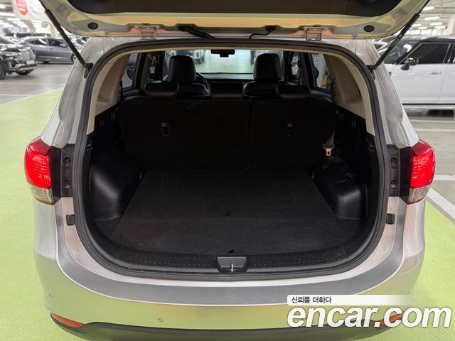 Kia Carens 2014 — photo 14